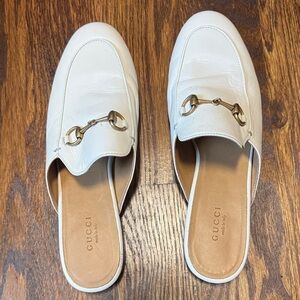 Gucci Women's white Princeton Leather Loafers with Gold Detail